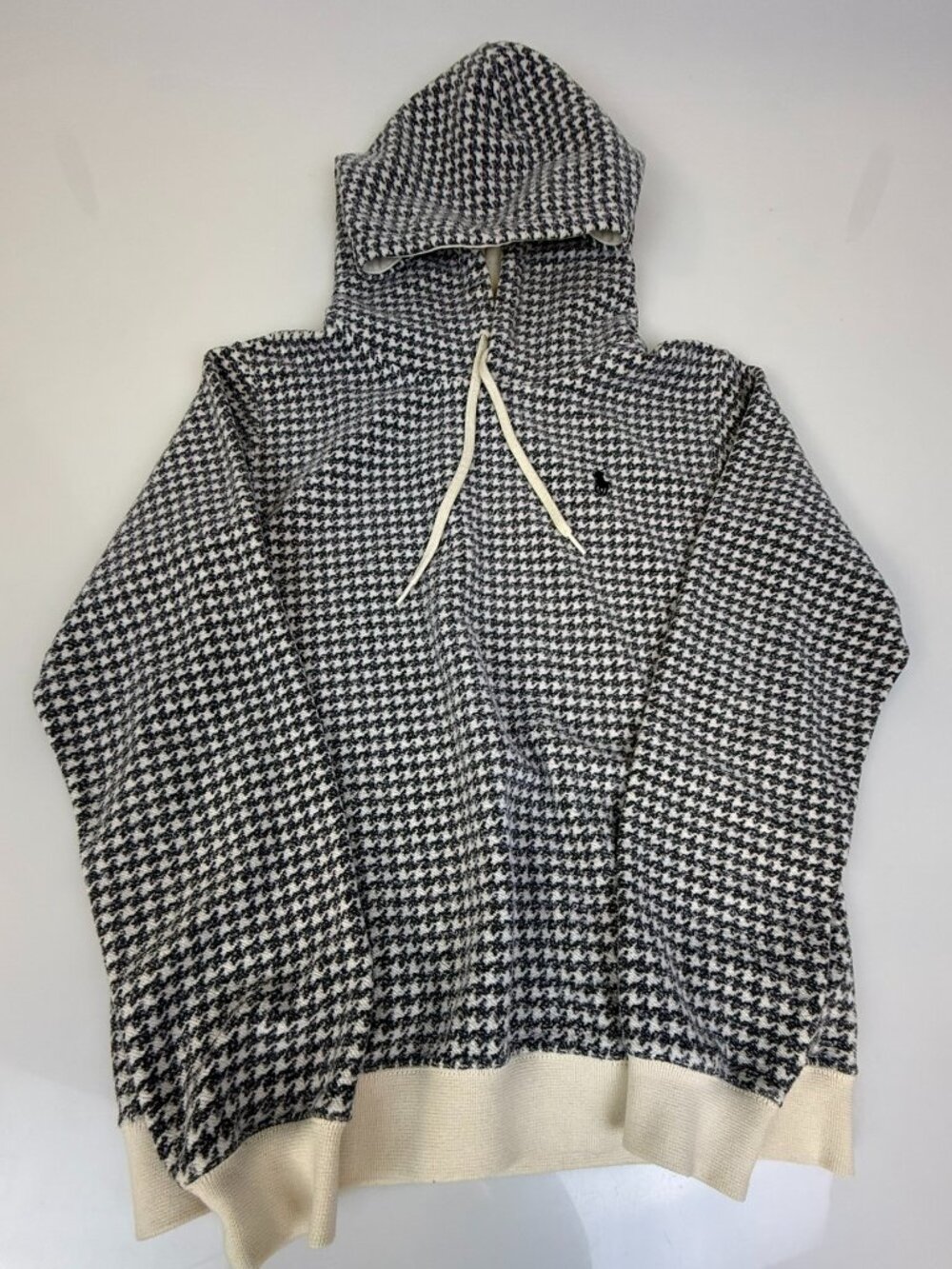 Polo Ralph Lauren Cream and Black Houndstooth-Motif Fleece Hoodie OJ-36